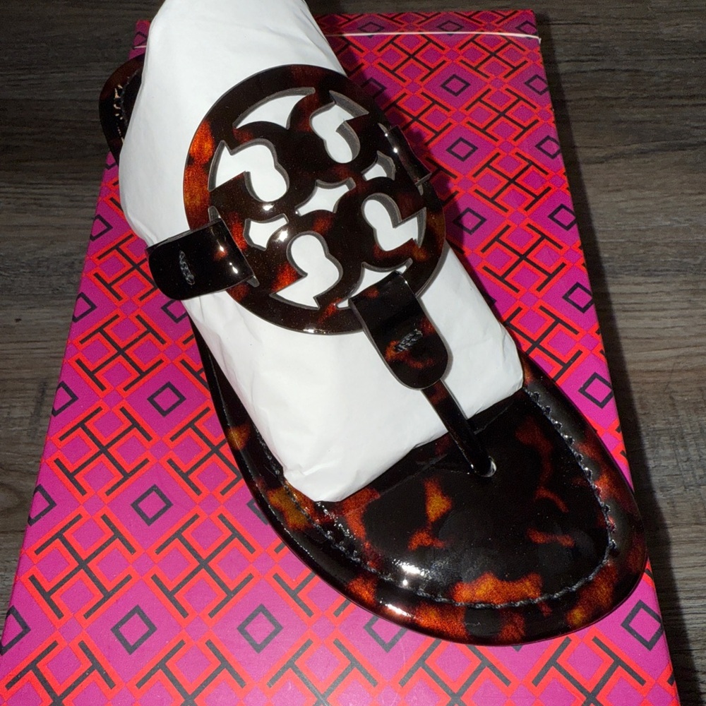 Tory Burch Miller Tortoise Patent Leather 8.5 NIB